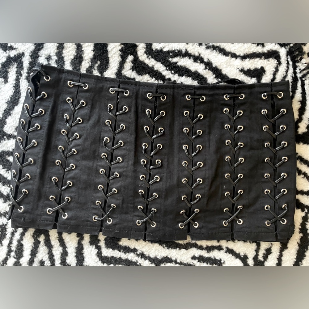 Vintage Tripp NYC Grommet Lace Up Mini Skirt. Goth. Y2K. Punk. Glam. Emo. Club.